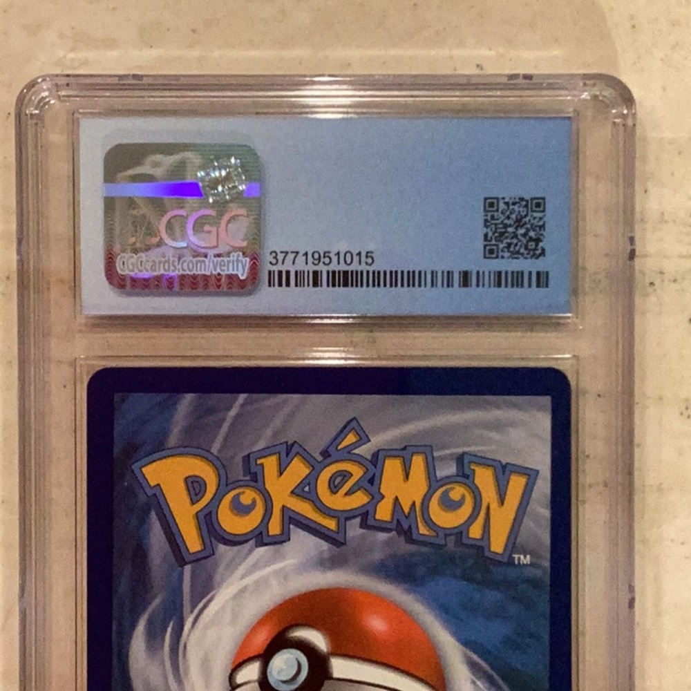 Pokemon Celebi Vivid Voltage 009/185 Holo 2020 Amazing Rare CGC 9 SWSH #009 - Picture 5 of 7